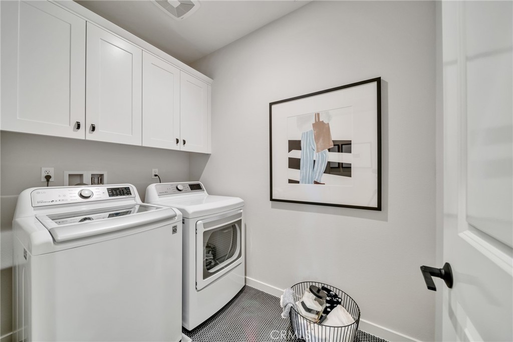 124 Sunnyside, Irvine CA 92618 - photo 28