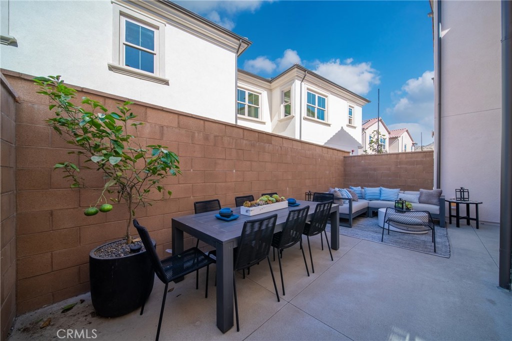 124 Sunnyside, Irvine CA 92618 - photo 30