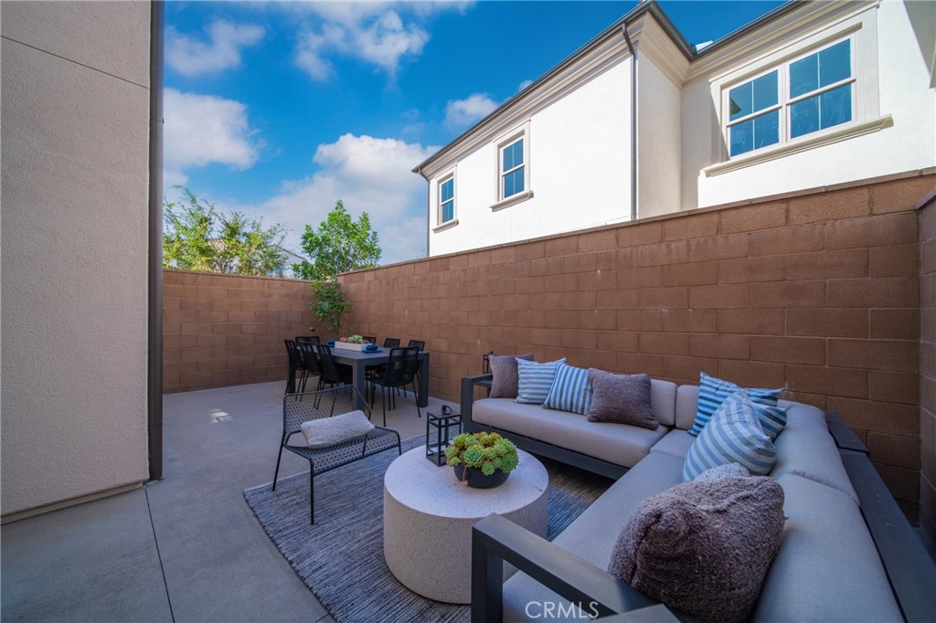 124 Sunnyside, Irvine CA 92618 - photo 32
