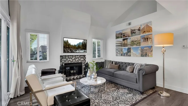 125 Briarglen, Irvine, CA 92614
