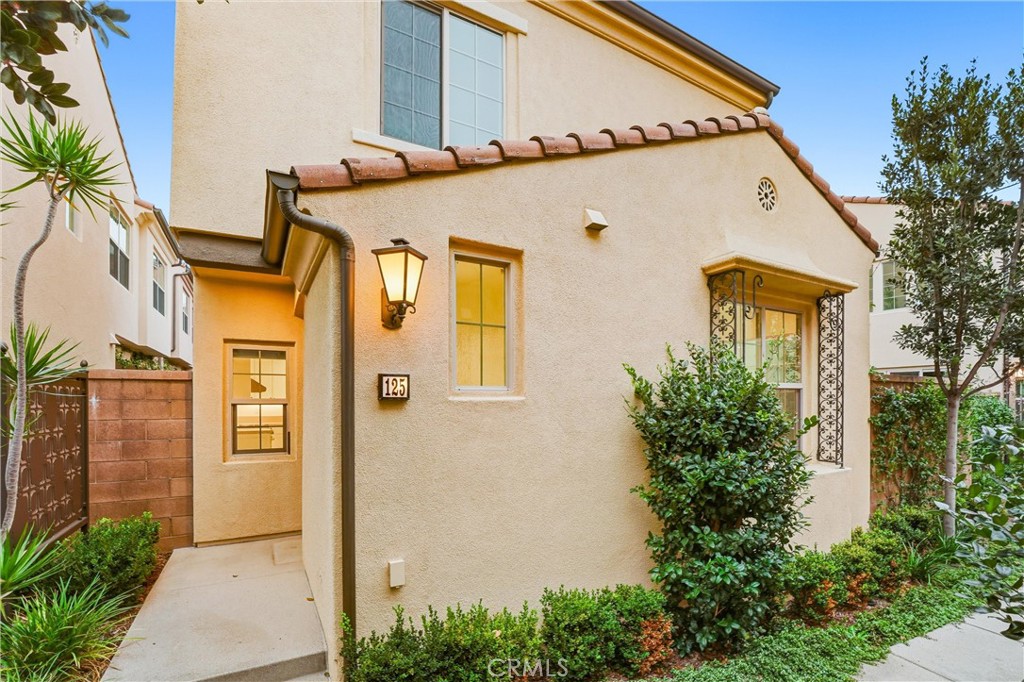 125 Messenger, Irvine CA 92618 - photo 1