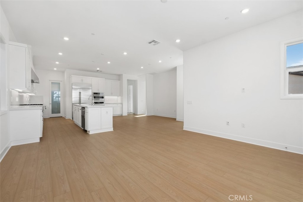 125 Seep, Irvine CA 92618 - photo 17