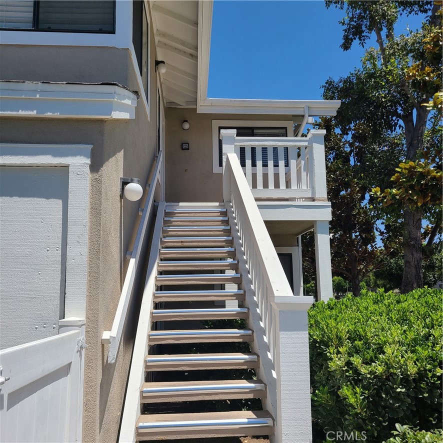 125 Tarocco, Irvine CA 92618 - photo 2