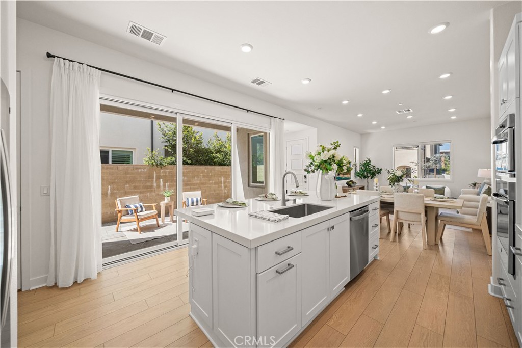 126 Baluster, Irvine CA 92618 - photo 15