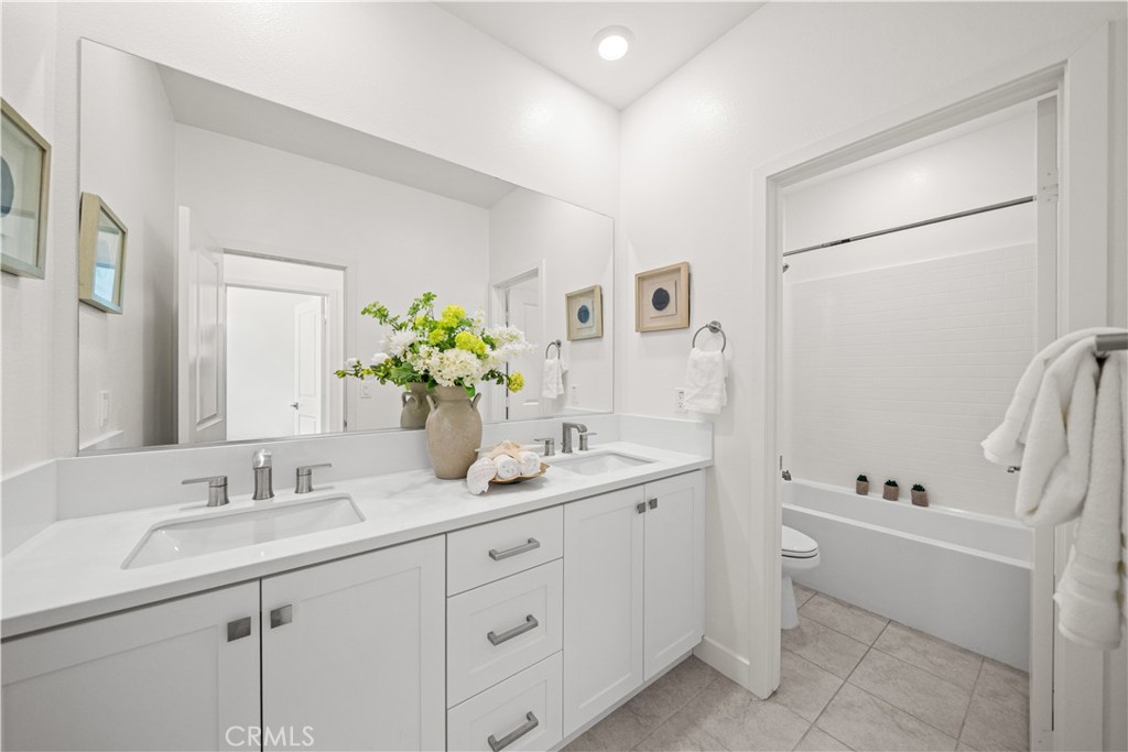 126 Baluster, Irvine CA 92618 - photo 33