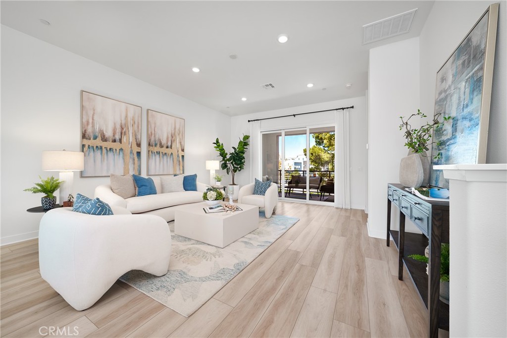 127 Biome, Irvine CA 92618 - photo 4