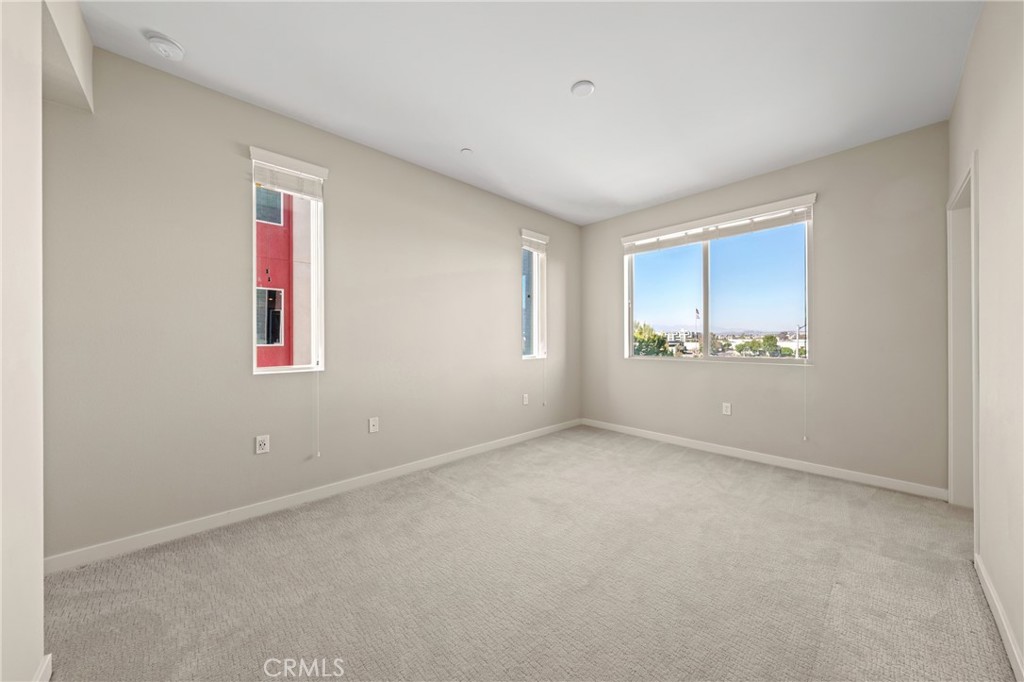 127 Bowery, Irvine CA 92612 - photo 19