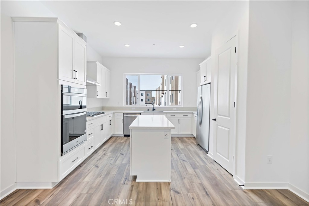 127 Culture, Irvine CA 92618 - photo 11