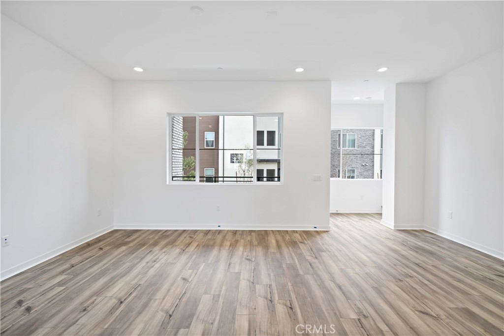 127 Culture, Irvine CA 92618 - photo 18