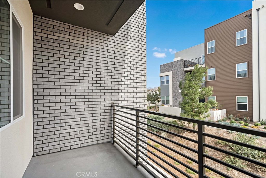 127 Culture, Irvine CA 92618 - photo 20