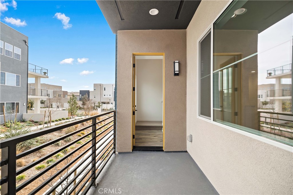 127 Culture, Irvine CA 92618 - photo 21
