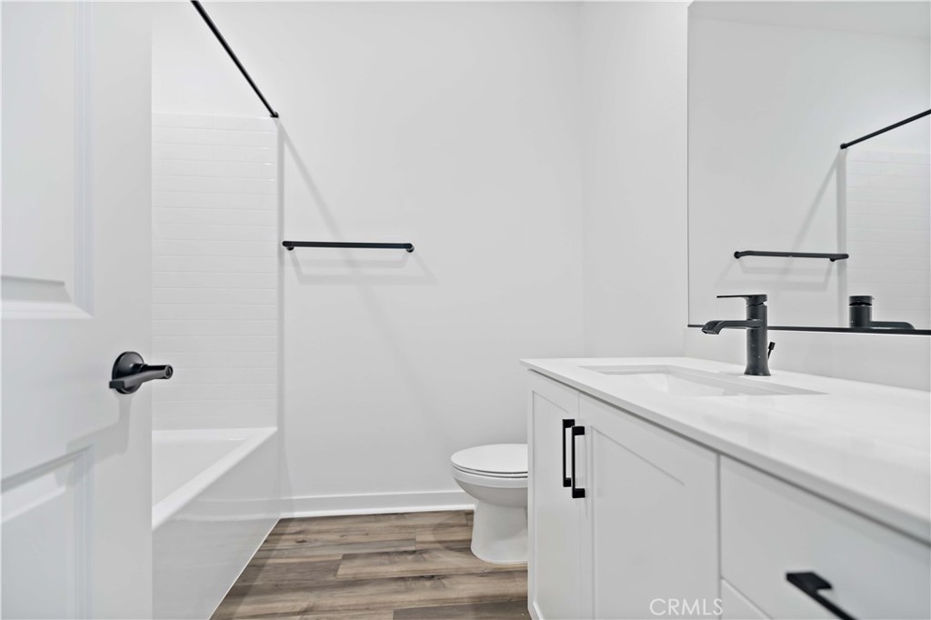 127 Culture, Irvine CA 92618 - photo 29