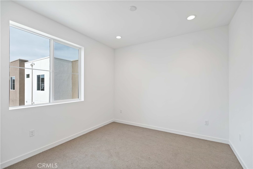 127 Culture, Irvine CA 92618 - photo 30