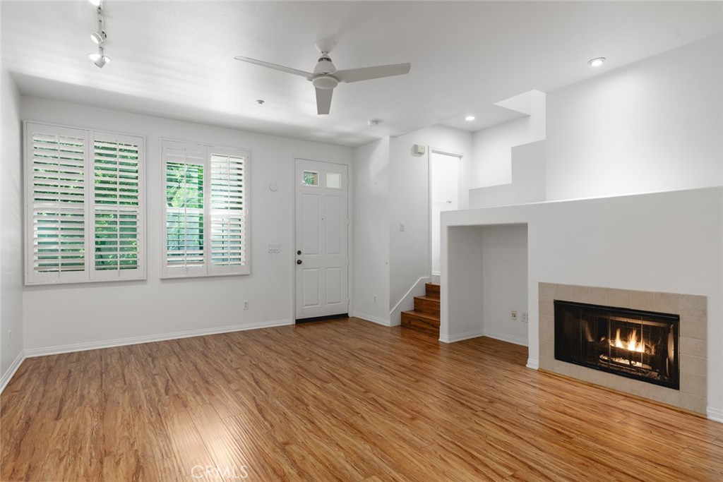 127 Jadestone, Irvine CA 92603 - photo 5