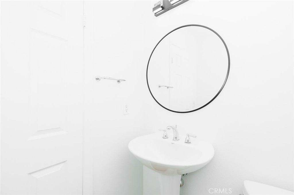 127 Jadestone, Irvine CA 92603 - photo 17
