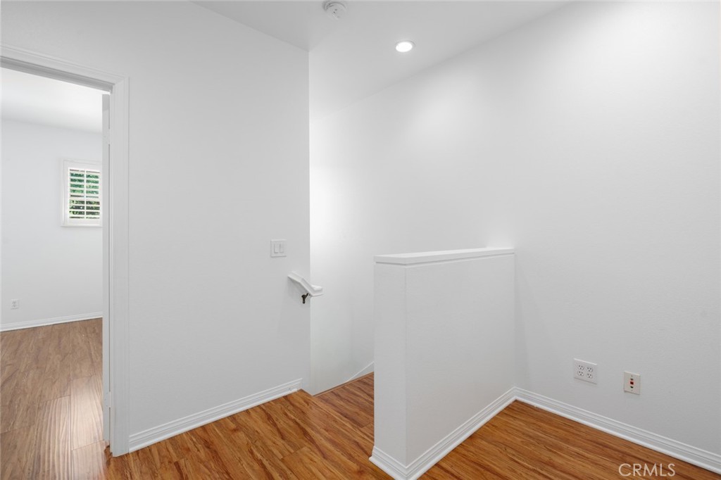 127 Jadestone, Irvine CA 92603 - photo 20
