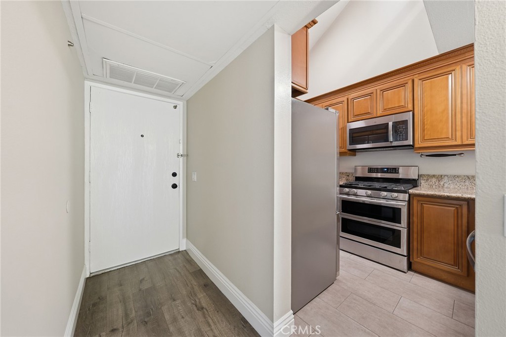 127 Lemon, Irvine CA 92618 - photo 3