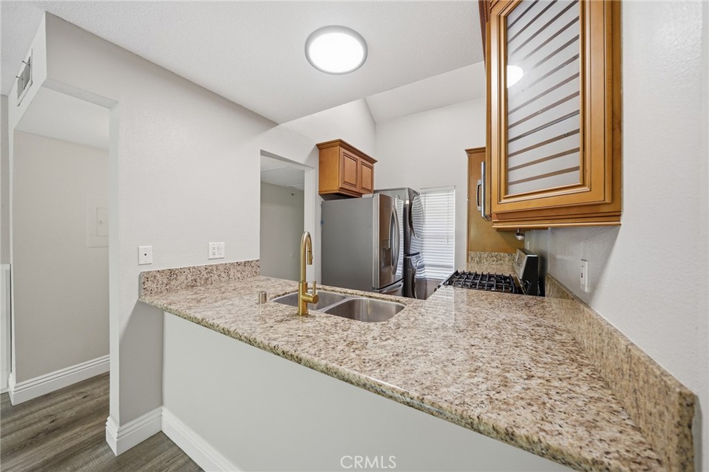 127 Lemon, Irvine CA 92618 - photo 5
