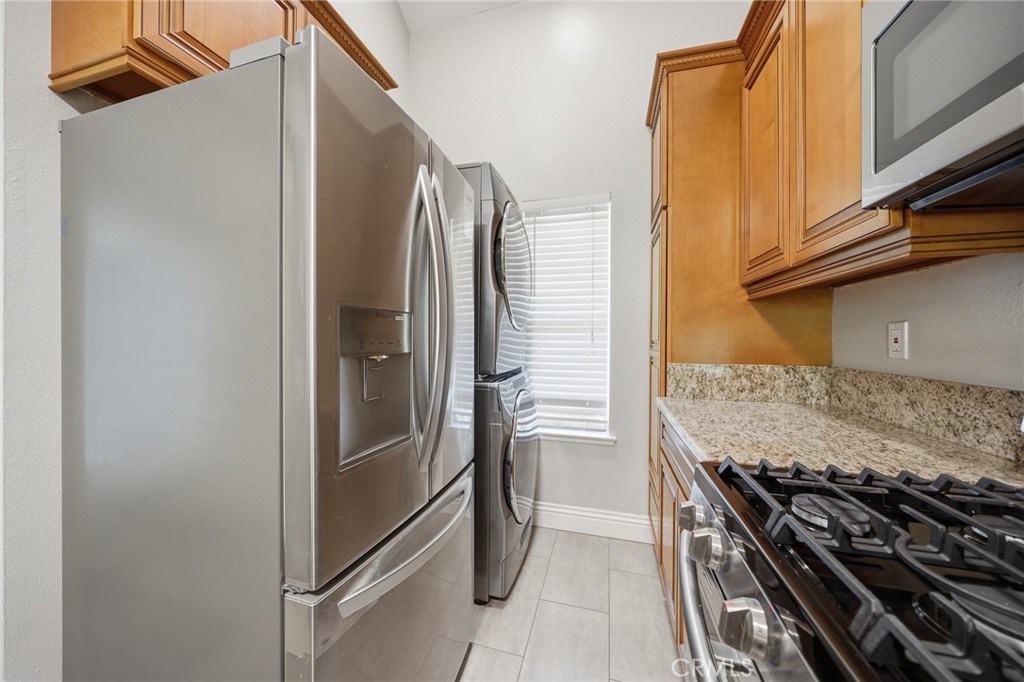 127 Lemon, Irvine CA 92618 - photo 6