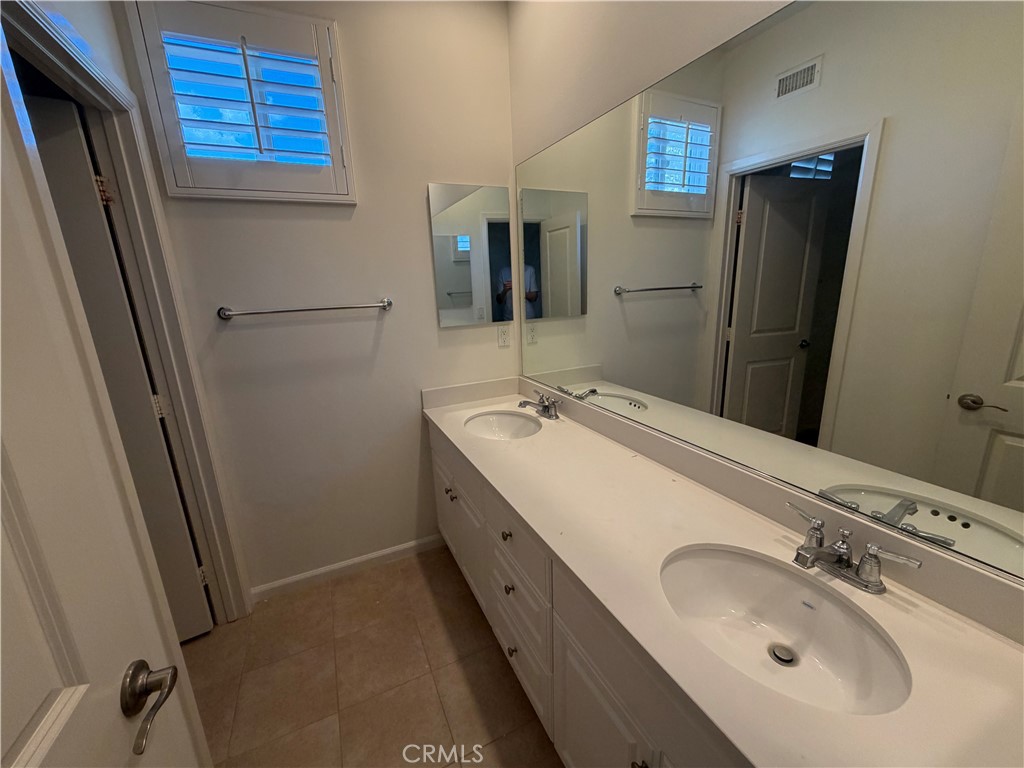 128 Carrotwood, Irvine CA 92618 - photo 14