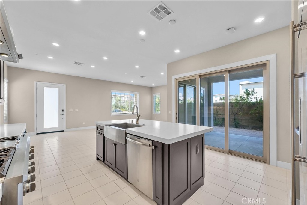 128 Character, Irvine CA 92618 - photo 15