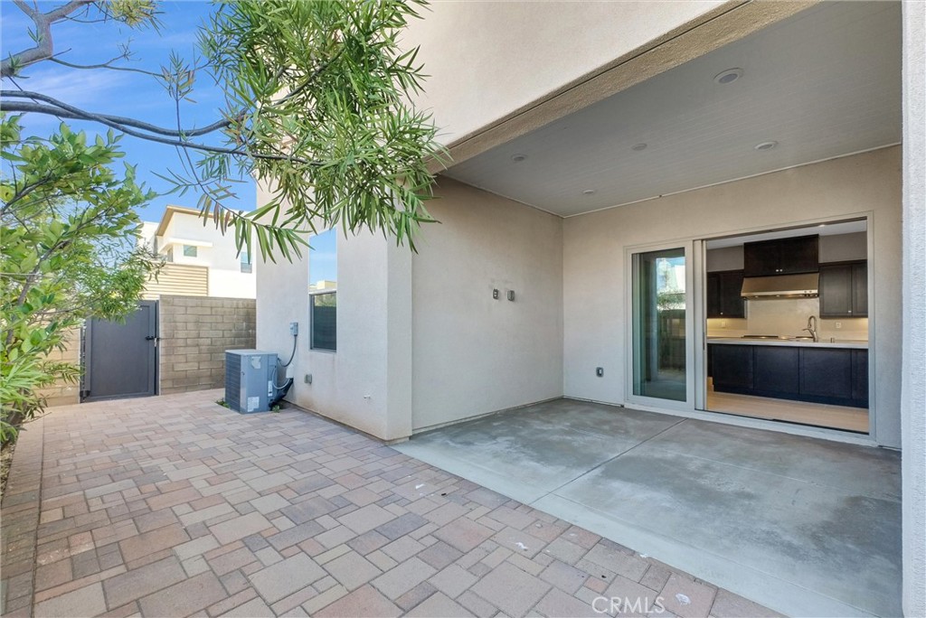 128 Character, Irvine CA 92618 - photo 38