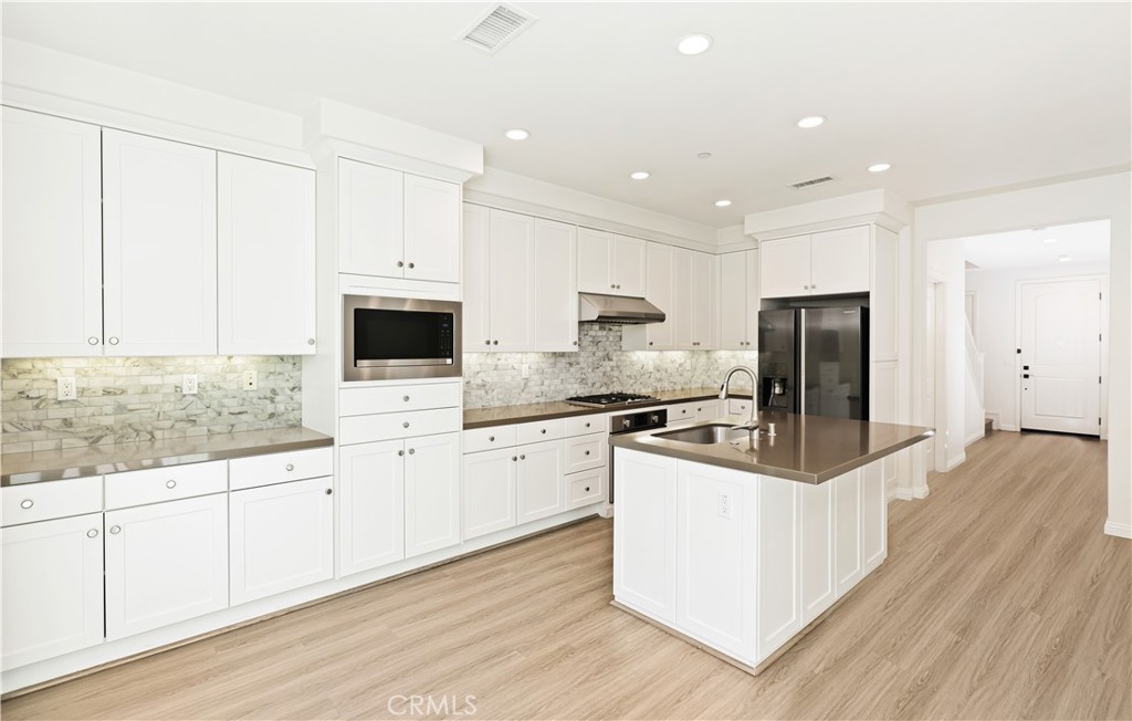 128 Full Sun, Irvine CA 92618 - photo 4