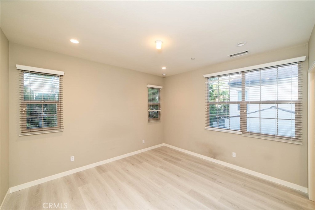 128 Tubeflower, Irvine CA 92618 - photo 20
