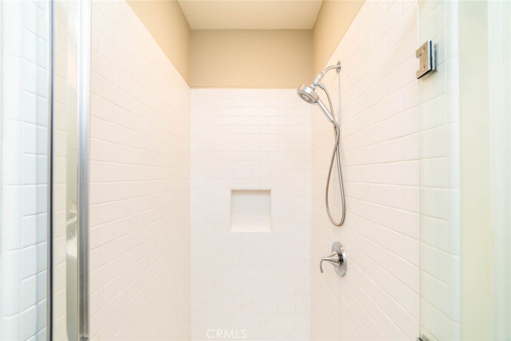 128 Tubeflower, Irvine CA 92618 - photo 13