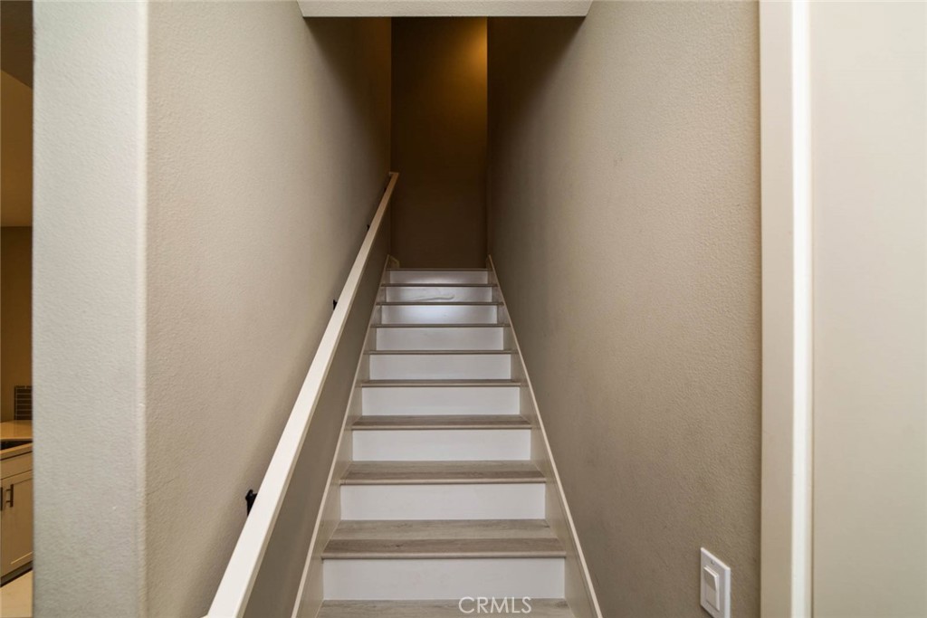 128 Tubeflower, Irvine CA 92618 - photo 20