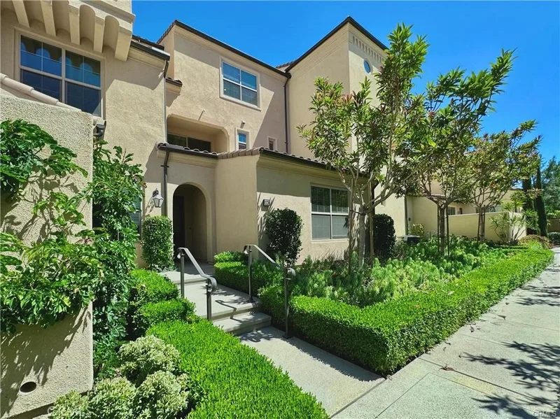 129 Briarberry, Irvine, CA 92618