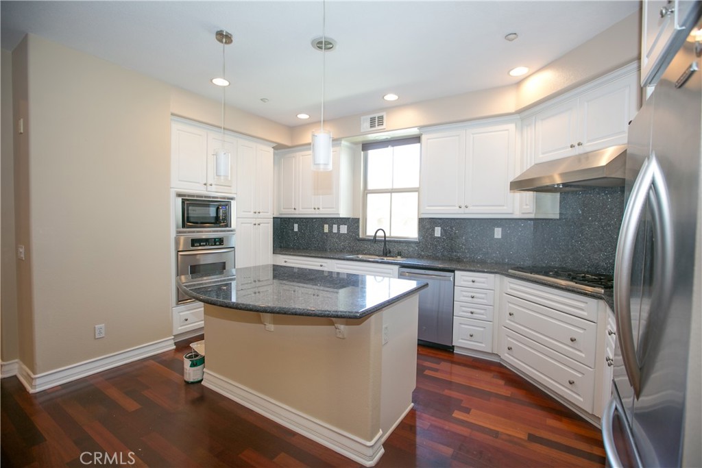 129 Chantilly, Irvine CA 92620 - photo 12