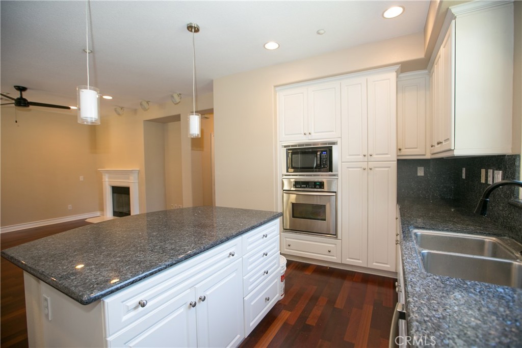 129 Chantilly, Irvine CA 92620 - photo 13