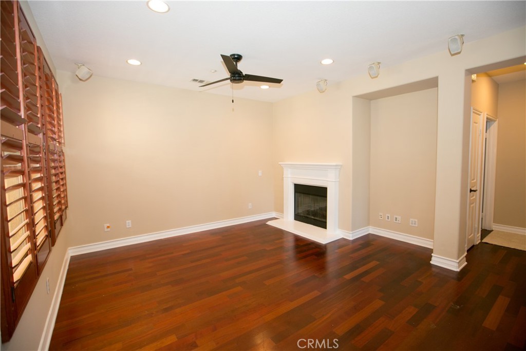 129 Chantilly, Irvine CA 92620 - photo 16