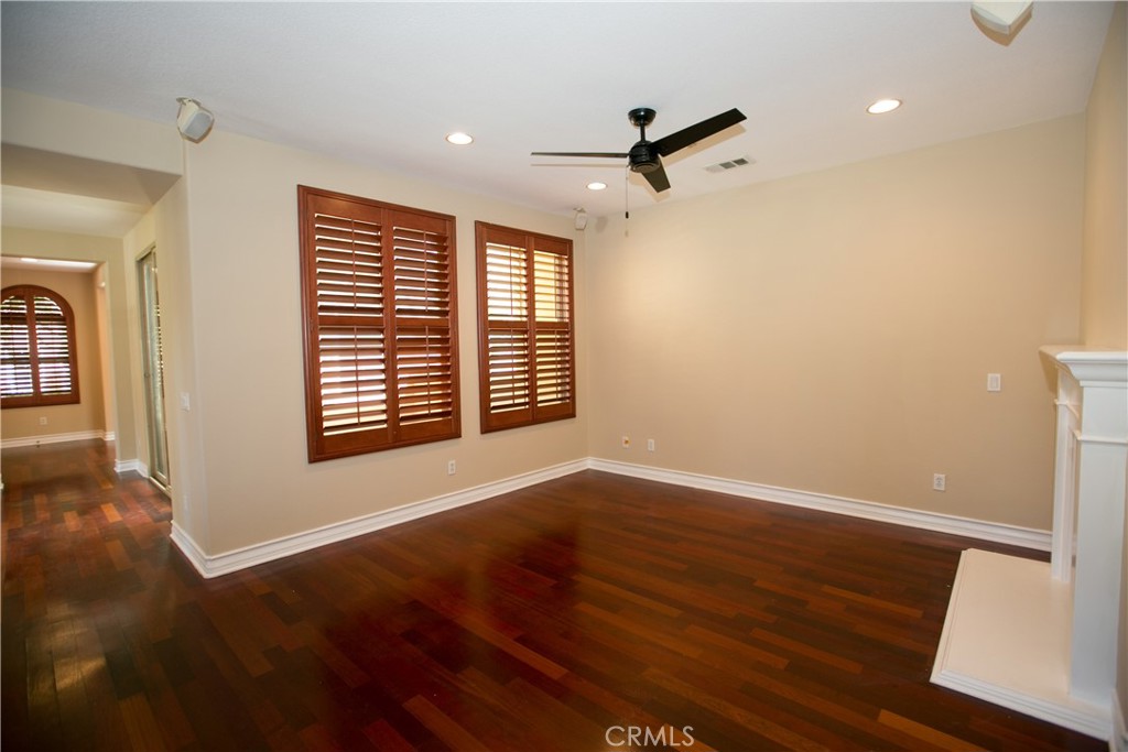129 Chantilly, Irvine CA 92620 - photo 19