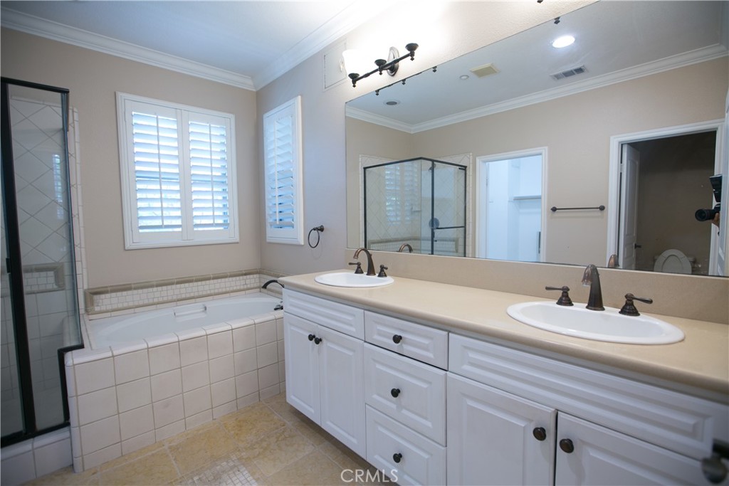 129 Chantilly, Irvine CA 92620 - photo 39