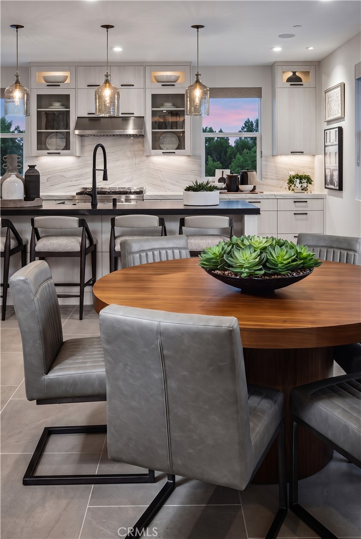 Kitchen - 129 Sawtelle, Irvine CA 92618 - photo 4