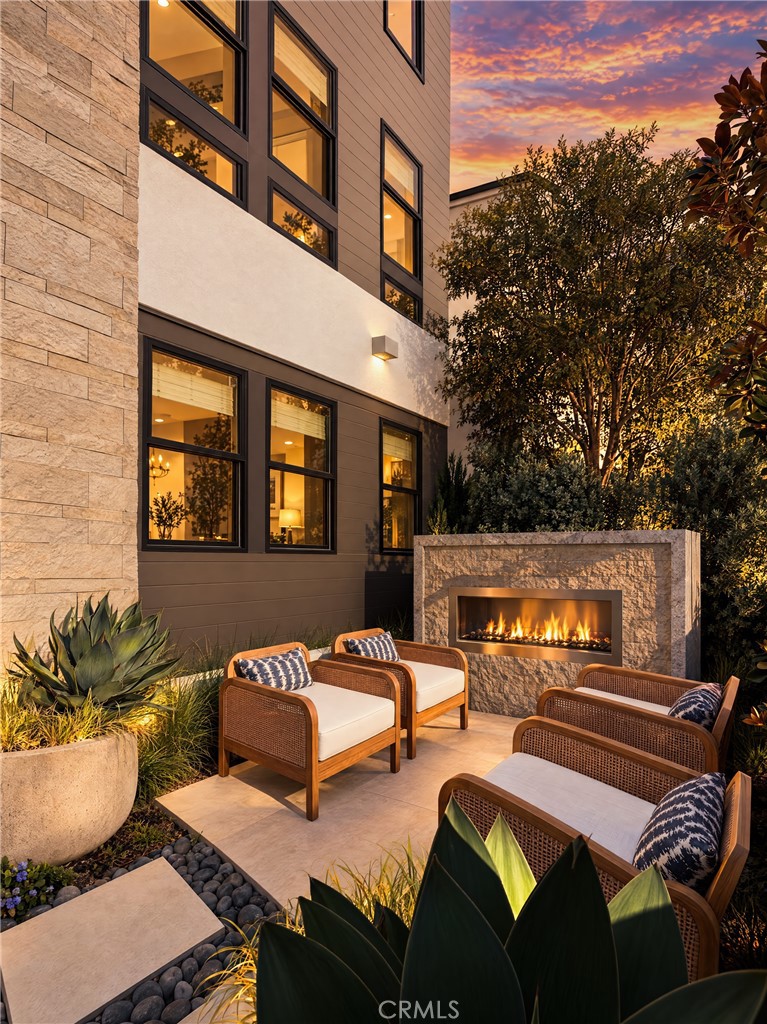 Brunia Exterior - 129 Shell, Irvine CA 92618 - photo 18