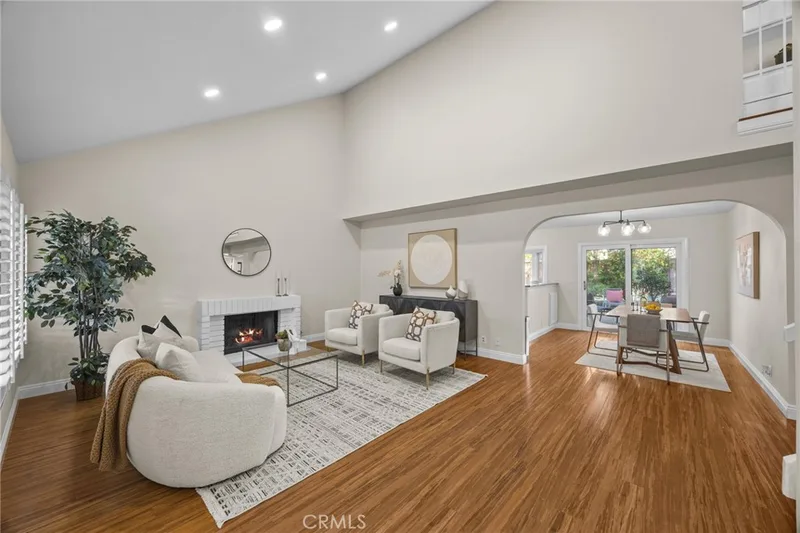13 Carson, Irvine, CA 92620