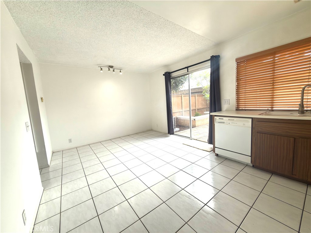 13 Eastmont 41, Irvine CA 92604 - photo 3