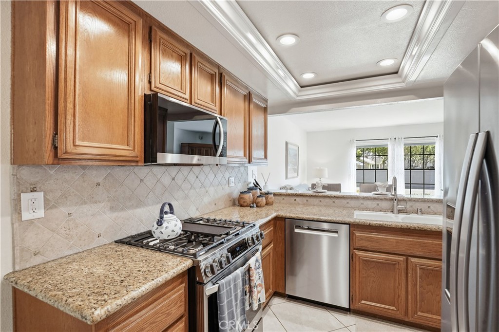 13 Firestone 5, Irvine CA 92614 - photo 18