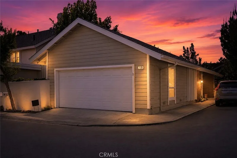 13 Nutwood, Irvine, CA 92604