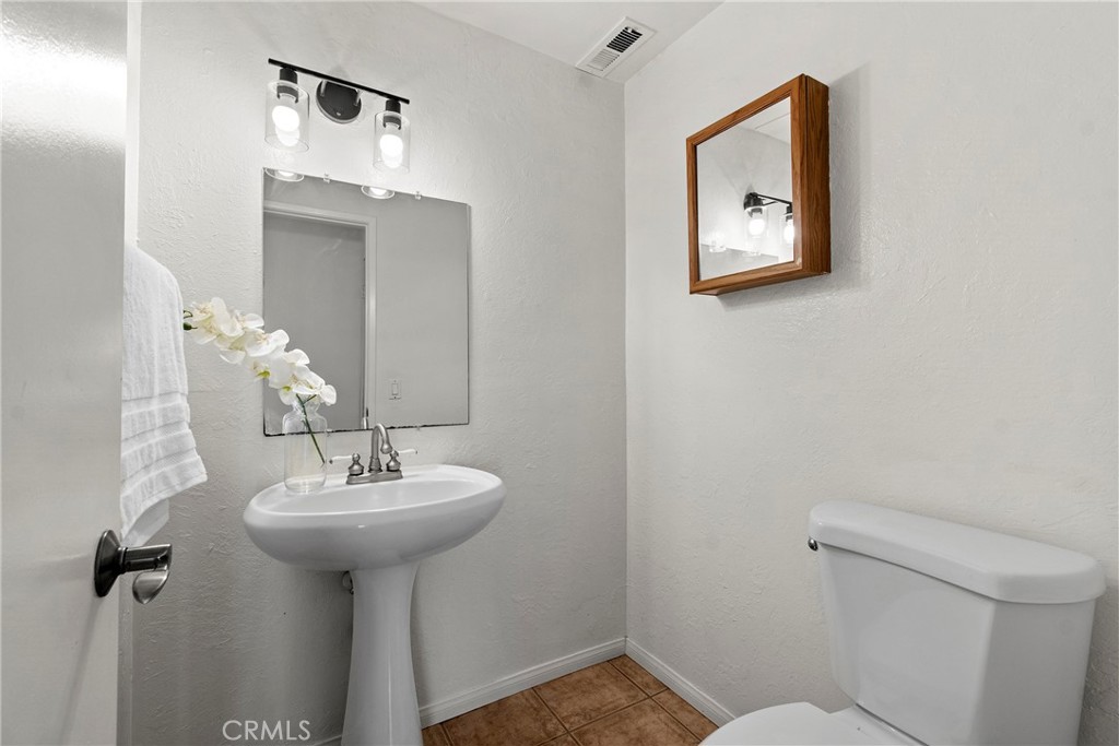 Bathroom 01 - 13 Sunflower, Irvine CA 92604 - photo 9