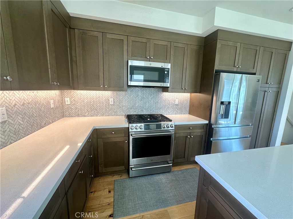 131 Episode, Irvine CA 92618 - photo 11