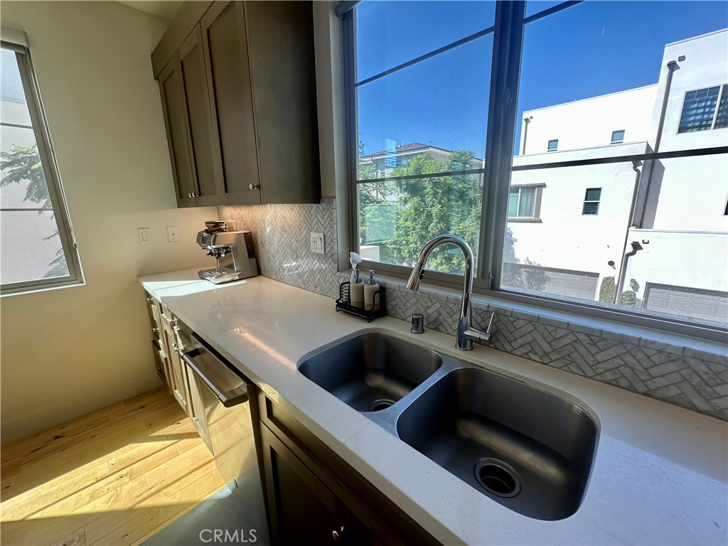 131 Episode, Irvine CA 92618 - photo 13