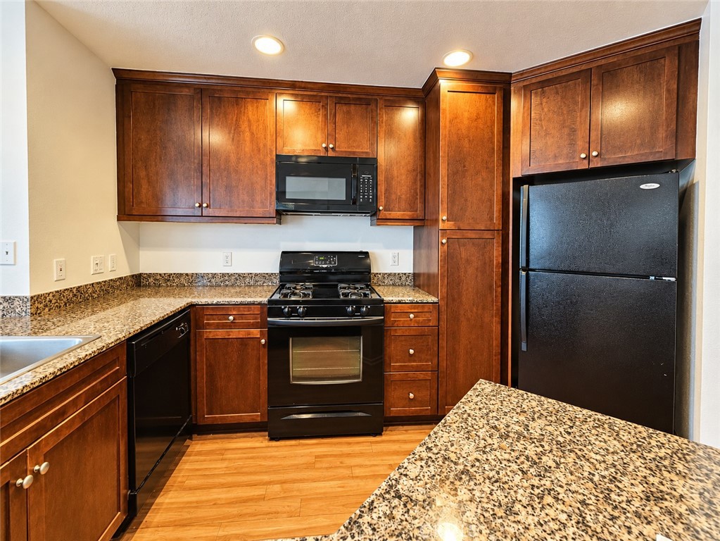 1318 Scholarship, Irvine CA 92612 - photo 4