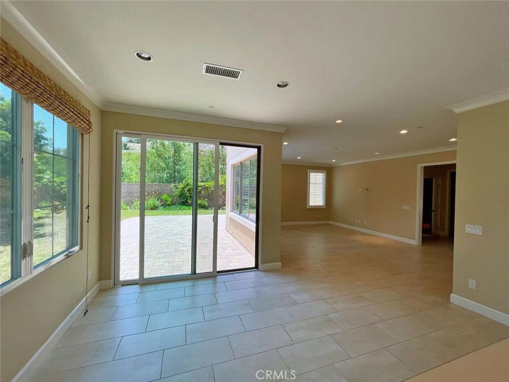132 Mustang, Irvine CA 92602 - photo 6