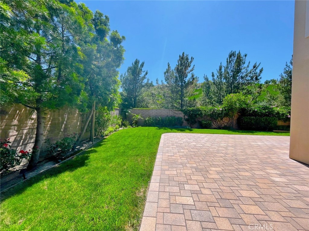 132 Mustang, Irvine CA 92602 - photo 17