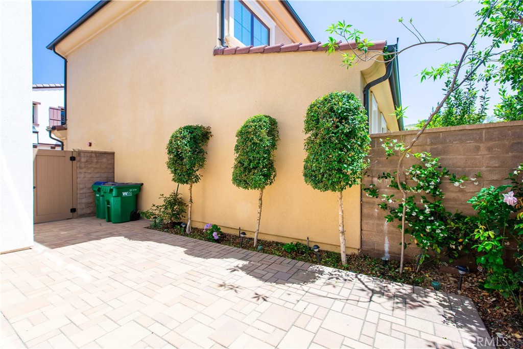 132 Stallion, Irvine CA 92602 - photo 29