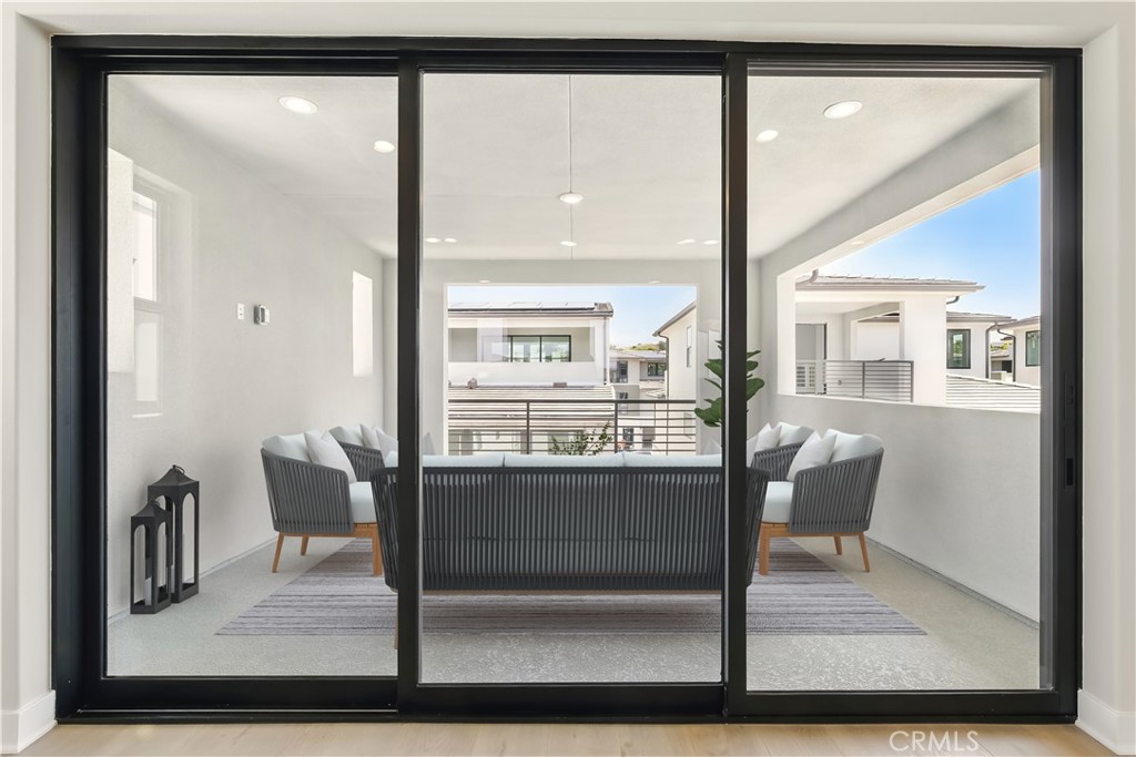 Outdoor Living - 133 Apron, Irvine CA 92618 - photo 11